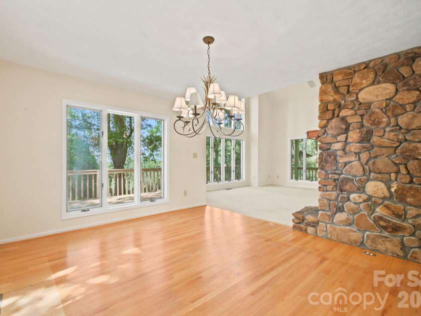 765 Oak Ridge Drive, Boone, NC 28607.  MLS# CAR4419667, YatesRealty ID 47836. 