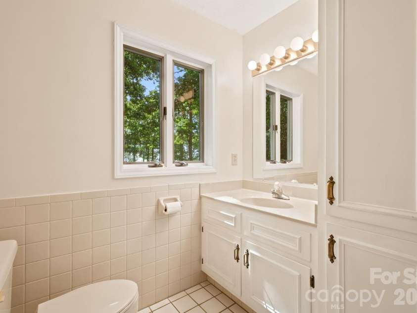 765 Oak Ridge Drive, Boone, NC 28607.  MLS# CAR4419667, YatesRealty ID 47836. 