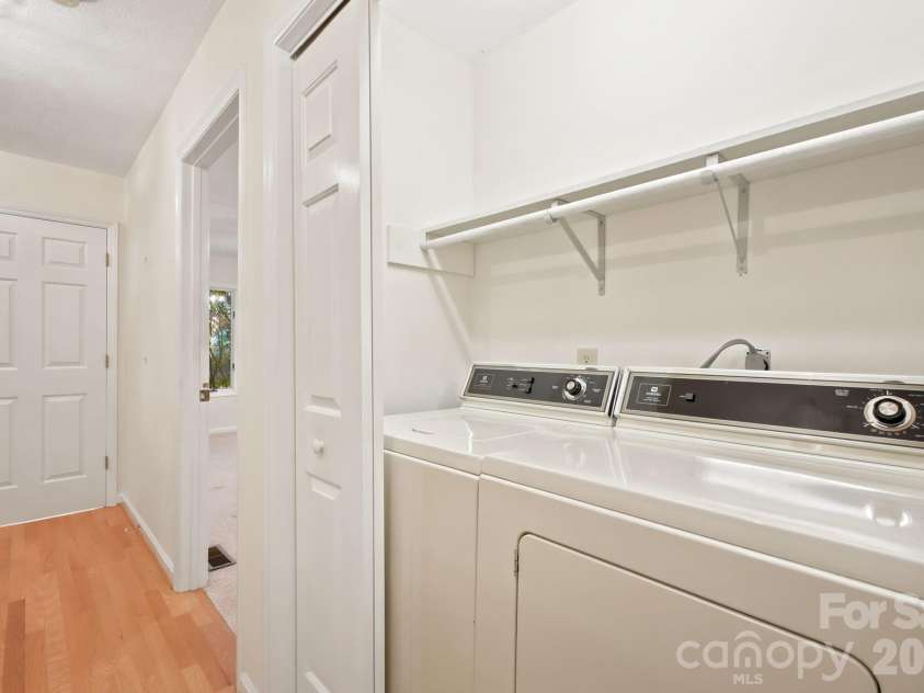 765 Oak Ridge Drive, Boone, NC 28607.  MLS# CAR4419667, YatesRealty ID 47836. 