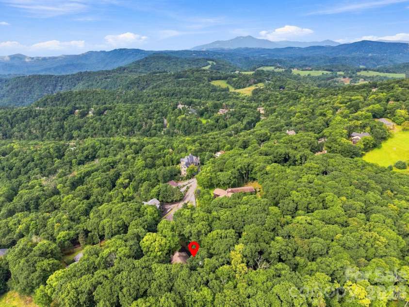 765 Oak Ridge Drive, Boone, NC 28607.  MLS# CAR4419667, YatesRealty ID 47836. 