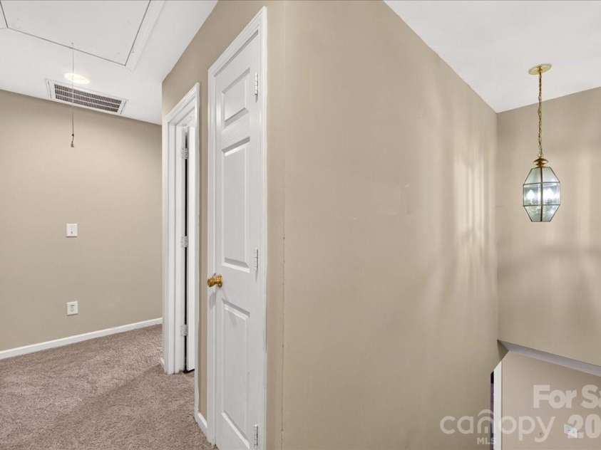 2507 Anna Garrison Road, Charlotte, NC 28206.  MLS# CAR4419661, YatesRealty ID 47837. 