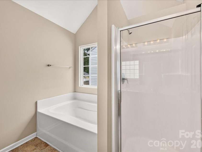 2507 Anna Garrison Road, Charlotte, NC 28206.  MLS# CAR4419661, YatesRealty ID 47837. 