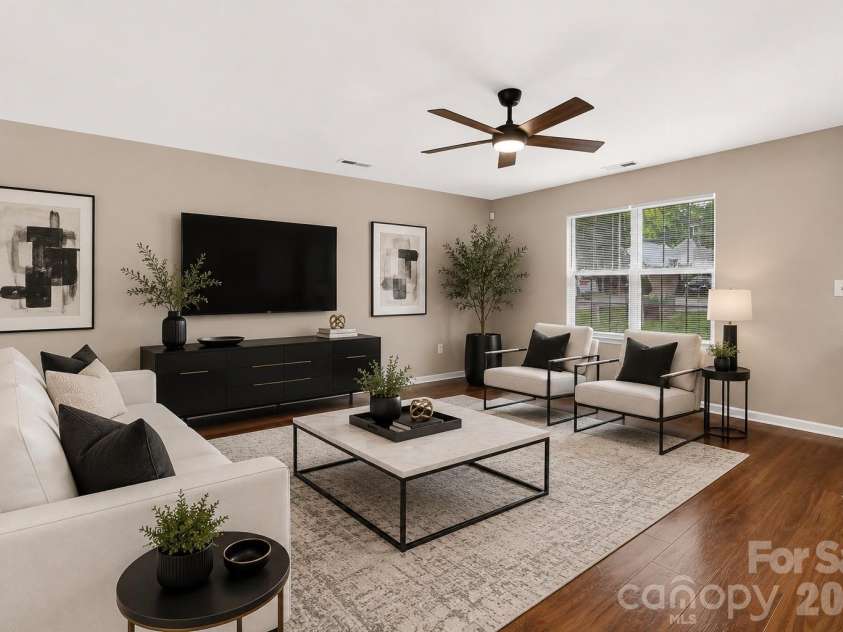 2507 Anna Garrison Road, Charlotte, NC 28206.  MLS# CAR4419661, YatesRealty ID 47837. Virtually staged