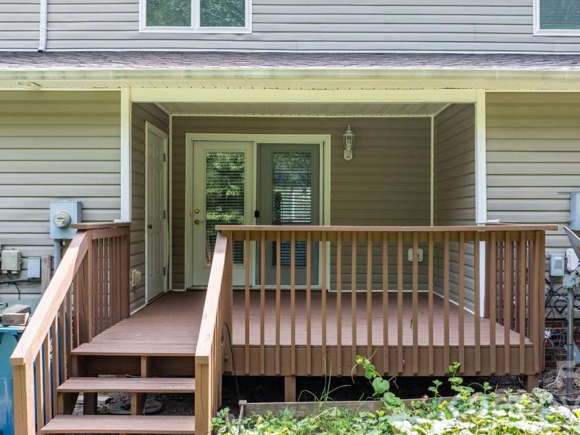 3245 White Oak Court, Claremont, NC 28610.  MLS# CAR4419160, YatesRealty ID 47839. 