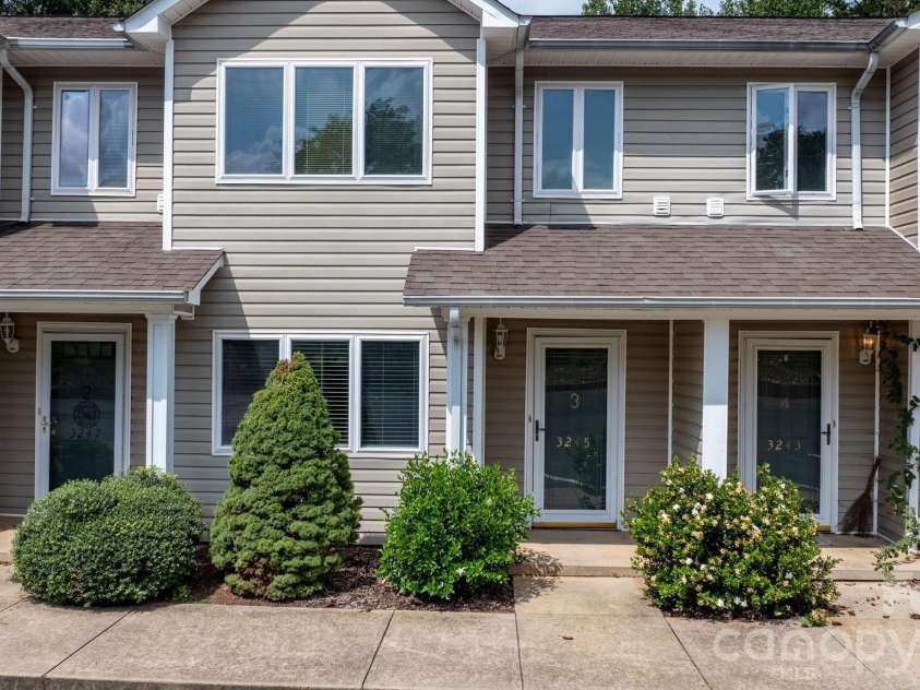 3245 White Oak Court, Claremont, NC 28610.  MLS# CAR4419160, YatesRealty ID 47839. 