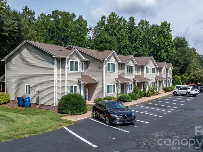 3245 White Oak Court, Claremont, NC 28610.  MLS# CAR4419160, YatesRealty ID 47839. 