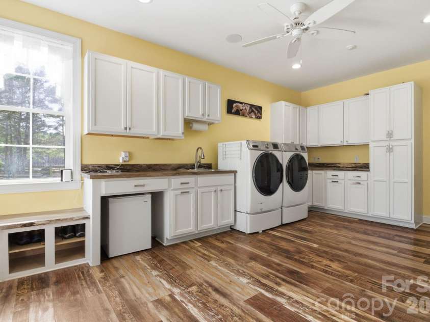 164 Saddle Ridge, West End, NC 27376.  MLS# CAR4337416, YatesRealty ID 4784. 