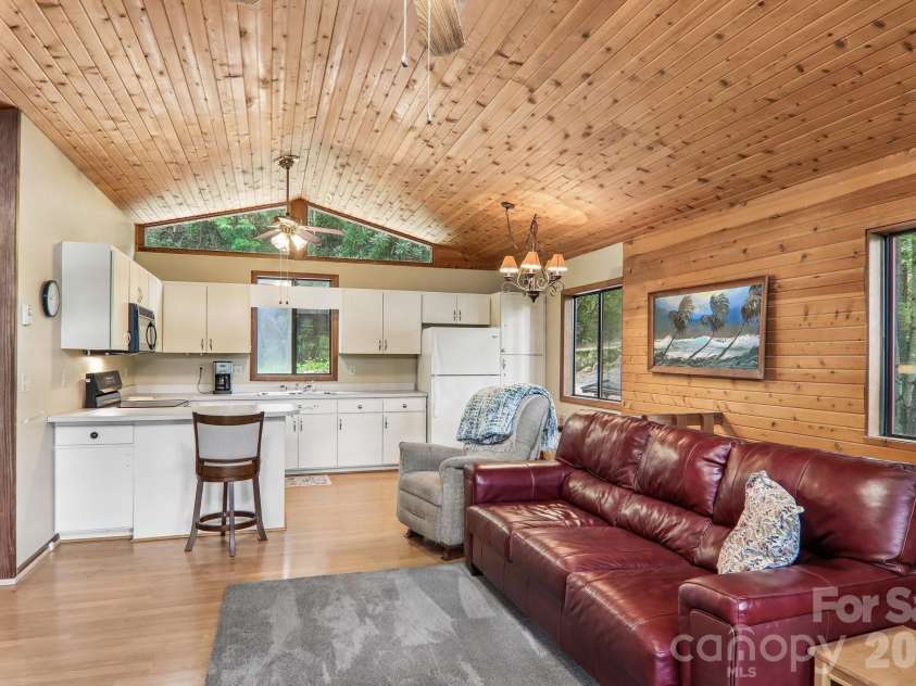 21 Wild Bird Lane, Maggie Valley, NC 28751.  MLS# CAR4419423, YatesRealty ID 47840. 