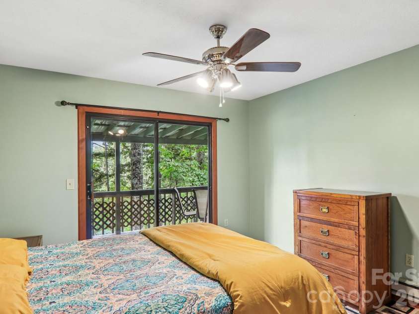 21 Wild Bird Lane, Maggie Valley, NC 28751.  MLS# CAR4419423, YatesRealty ID 47840. 