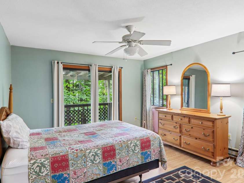 21 Wild Bird Lane, Maggie Valley, NC 28751.  MLS# CAR4419423, YatesRealty ID 47840. 