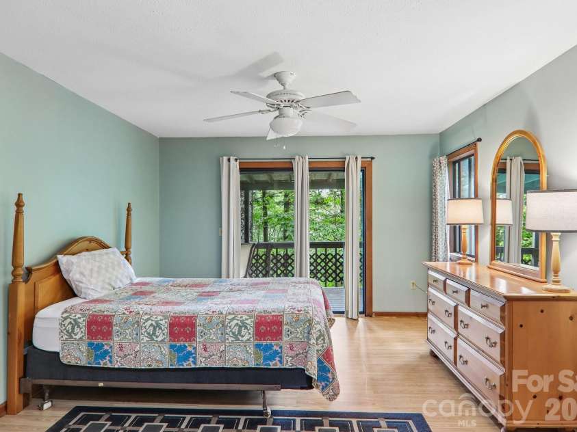 21 Wild Bird Lane, Maggie Valley, NC 28751.  MLS# CAR4419423, YatesRealty ID 47840. 