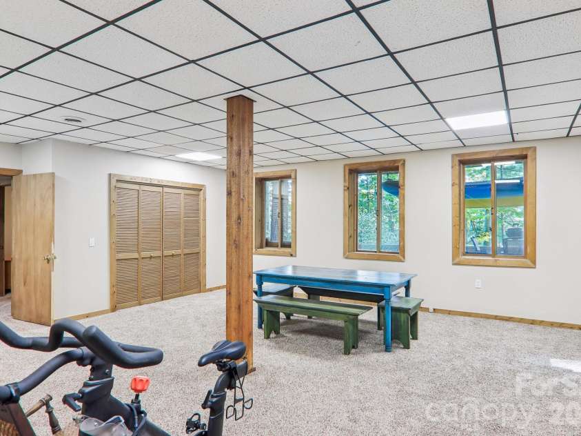 21 Wild Bird Lane, Maggie Valley, NC 28751.  MLS# CAR4419423, YatesRealty ID 47840. 