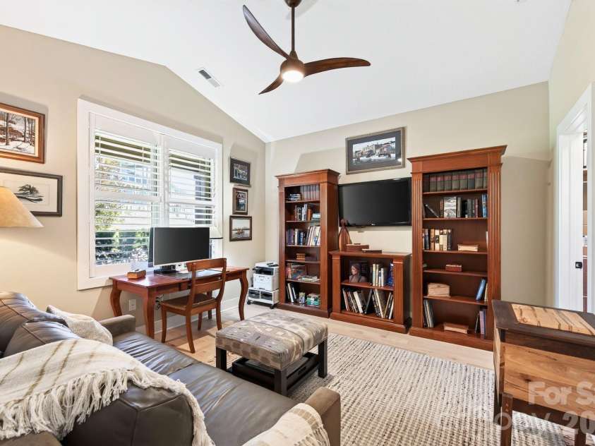 16 Britton Knoll Pass, Arden, NC 28704.  MLS# CAR4417470, YatesRealty ID 47841. Guest Bedroom