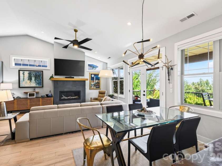 16 Britton Knoll Pass, Arden, NC 28704.  MLS# CAR4417470, YatesRealty ID 47841. Open Concept
