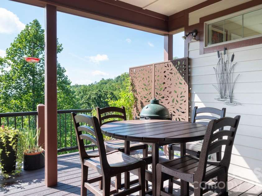 16 Britton Knoll Pass, Arden, NC 28704.  MLS# CAR4417470, YatesRealty ID 47841. Outdoor Dining