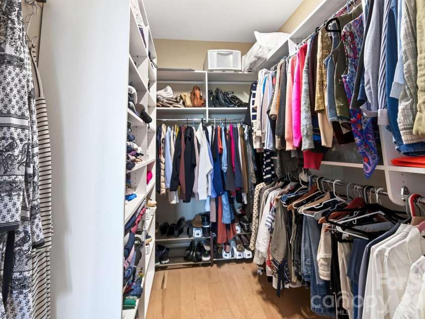 16 Britton Knoll Pass, Arden, NC 28704.  MLS# CAR4417470, YatesRealty ID 47841. Walk-in Closet