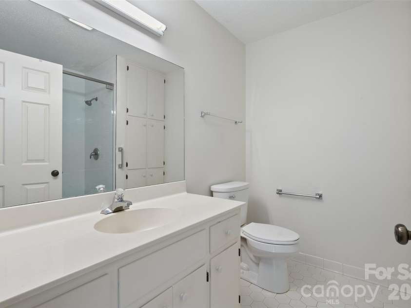 26 Lodge Lane, Waynesville, NC 28786.  MLS# CAR4418429, YatesRealty ID 47843. 