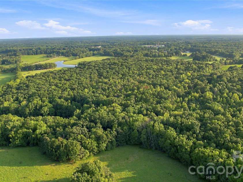 1979 Willie Usher Road, Lancaster, SC 29720.  MLS# CAR4410738, YatesRealty ID 47845. 