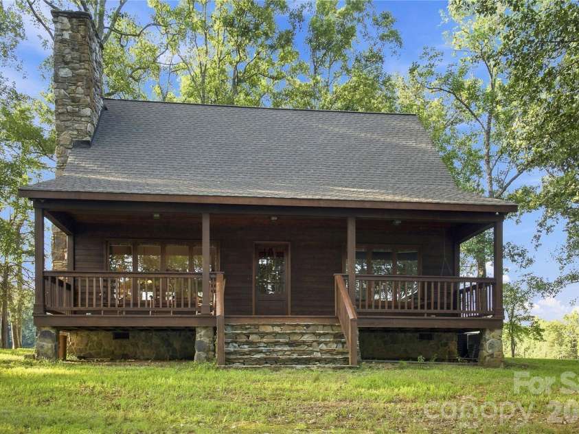 1979 Willie Usher Road, Lancaster, SC 29720.  MLS# CAR4410738, YatesRealty ID 47845. 
