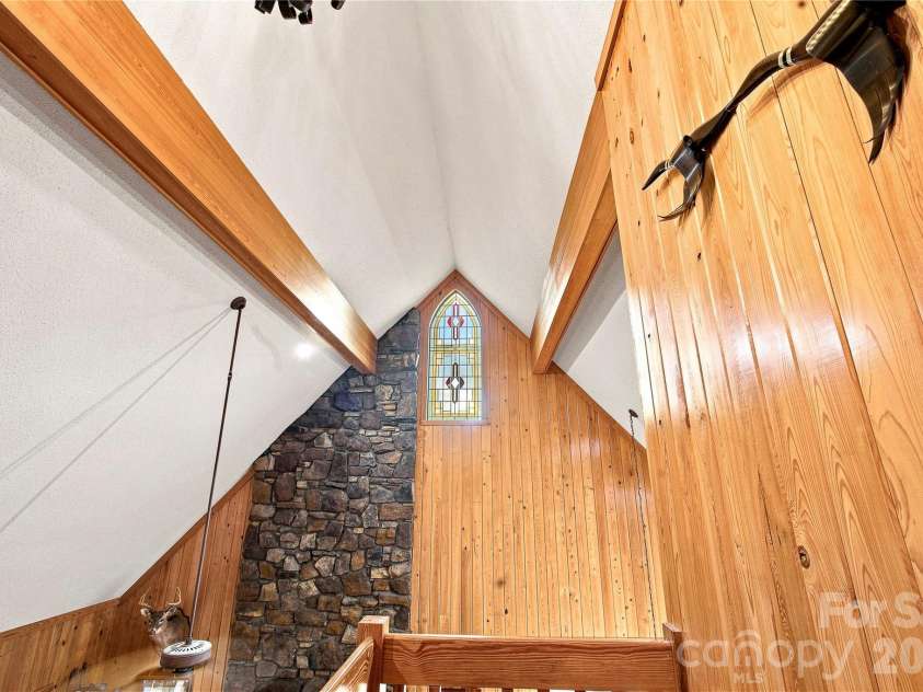 1979 Willie Usher Road, Lancaster, SC 29720.  MLS# CAR4410738, YatesRealty ID 47845. Apex with custom made stained glass window