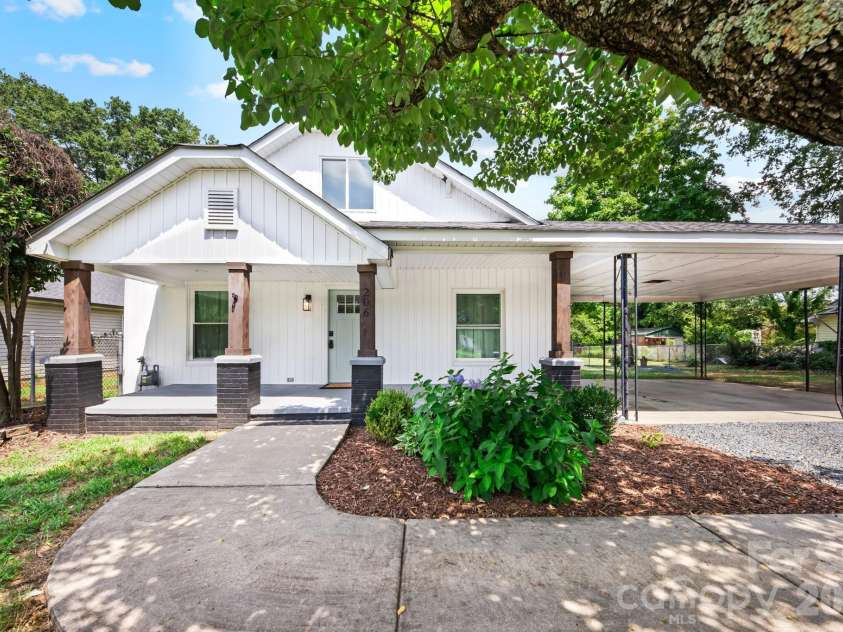 206 Bethpage Road, Kannapolis, NC 28081.  MLS# CAR4418585, YatesRealty ID 47846. 
