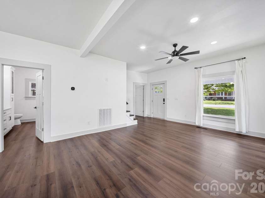 206 Bethpage Road, Kannapolis, NC 28081.  MLS# CAR4418585, YatesRealty ID 47846. 