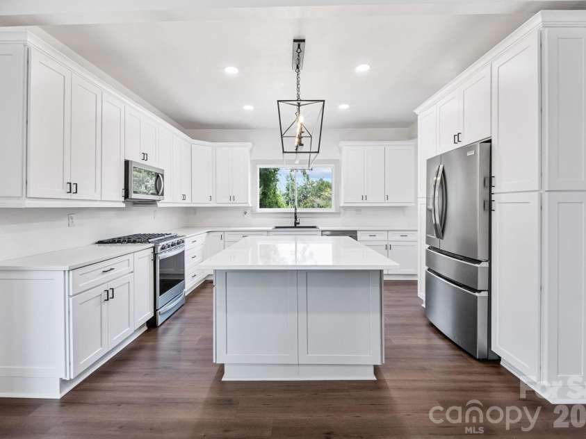 206 Bethpage Road, Kannapolis, NC 28081.  MLS# CAR4418585, YatesRealty ID 47846. 
