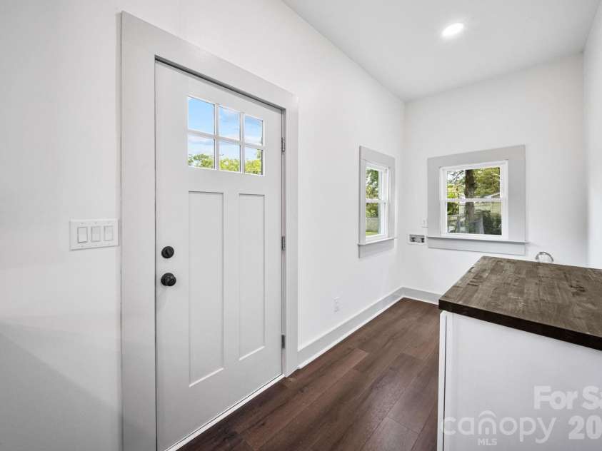 206 Bethpage Road, Kannapolis, NC 28081.  MLS# CAR4418585, YatesRealty ID 47846. 