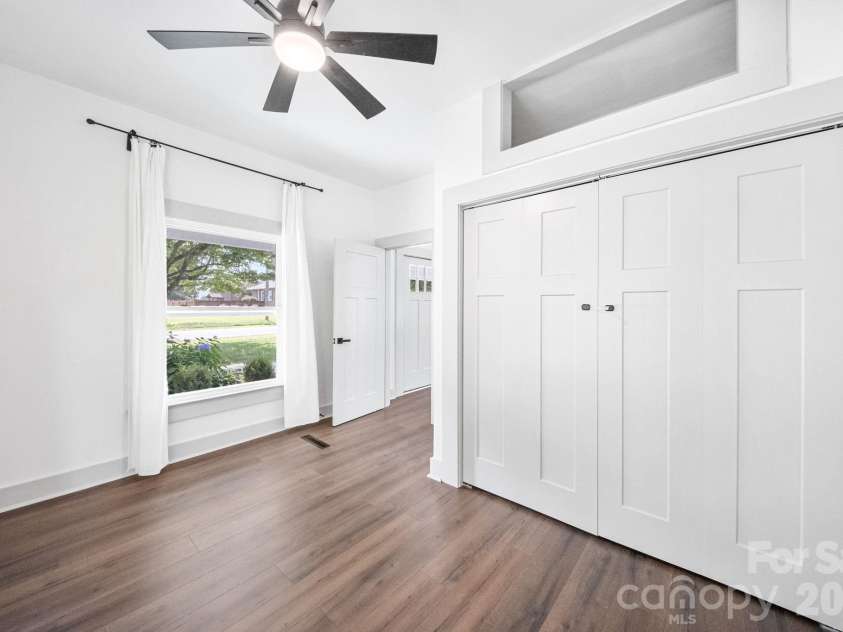 206 Bethpage Road, Kannapolis, NC 28081.  MLS# CAR4418585, YatesRealty ID 47846. 
