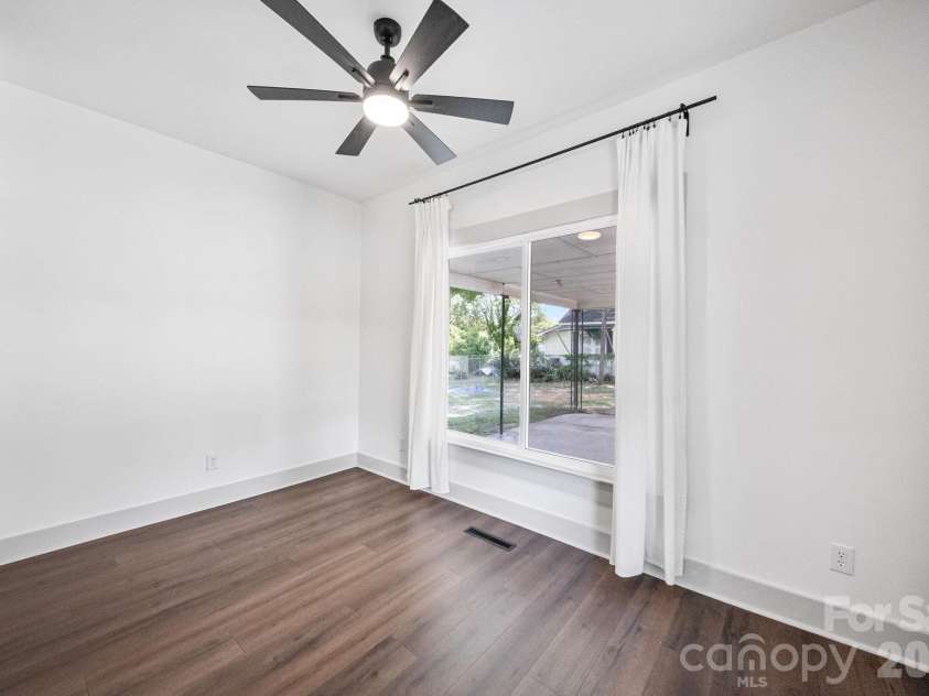 206 Bethpage Road, Kannapolis, NC 28081.  MLS# CAR4418585, YatesRealty ID 47846. 