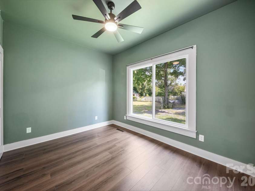 206 Bethpage Road, Kannapolis, NC 28081.  MLS# CAR4418585, YatesRealty ID 47846. 