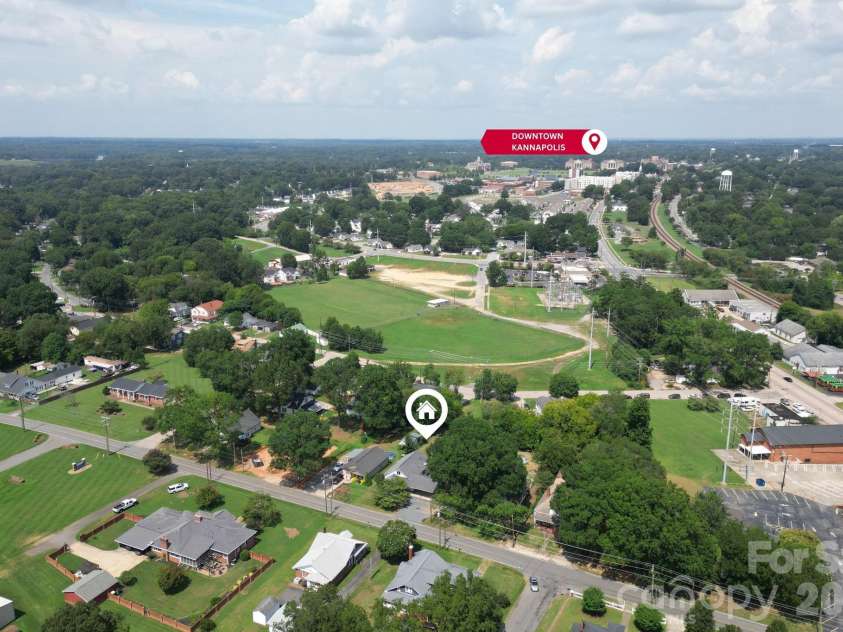 206 Bethpage Road, Kannapolis, NC 28081.  MLS# CAR4418585, YatesRealty ID 47846. 