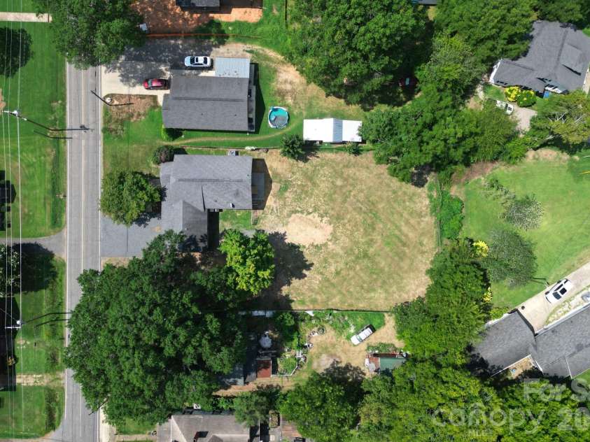206 Bethpage Road, Kannapolis, NC 28081.  MLS# CAR4418585, YatesRealty ID 47846. 