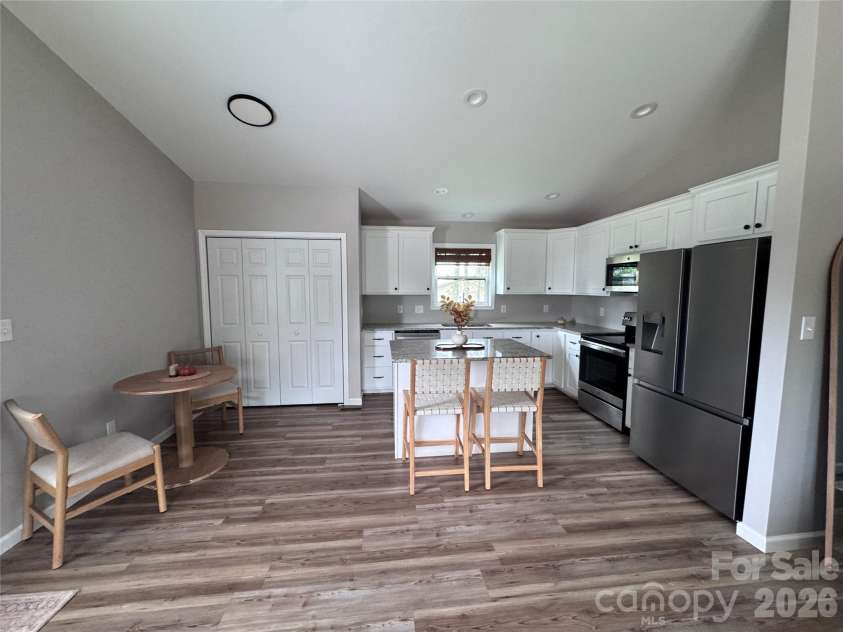3535 High West Drive, Lenoir, NC 28645.  MLS# CAR4412770, YatesRealty ID 47848. Kitchen/dining Area