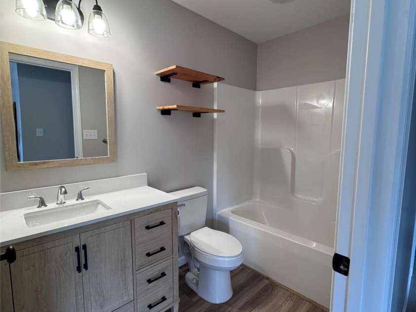 3535 High West Drive, Lenoir, NC 28645.  MLS# CAR4412770, YatesRealty ID 47848. Main Bath