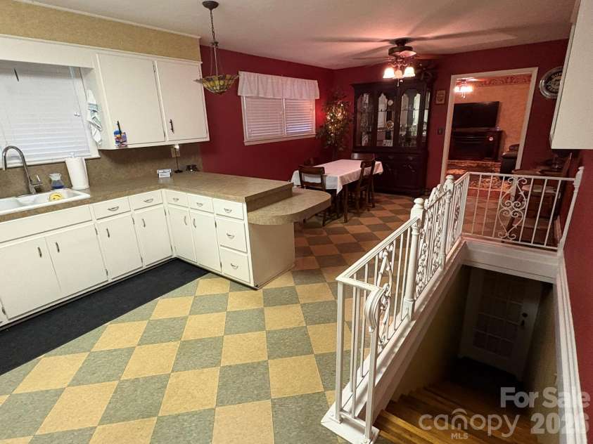 730 Harris Avenue, Valdese, NC 28690.  MLS# CAR4417829, YatesRealty ID 47851. 