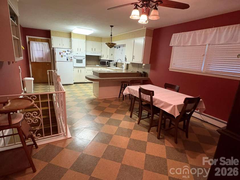 730 Harris Avenue, Valdese, NC 28690.  MLS# CAR4417829, YatesRealty ID 47851. 