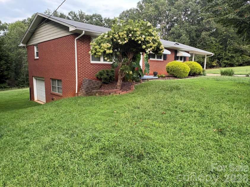 730 Harris Avenue, Valdese, NC 28690.  MLS# CAR4417829, YatesRealty ID 47851. 