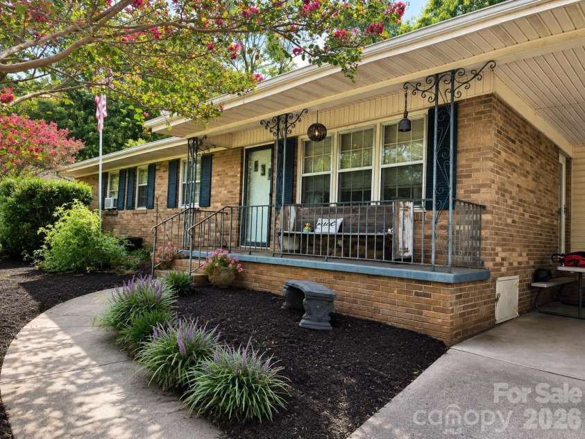 2931 POPLAR Circle, Shelby, NC 28152.  MLS# CAR4418611, YatesRealty ID 47854. 