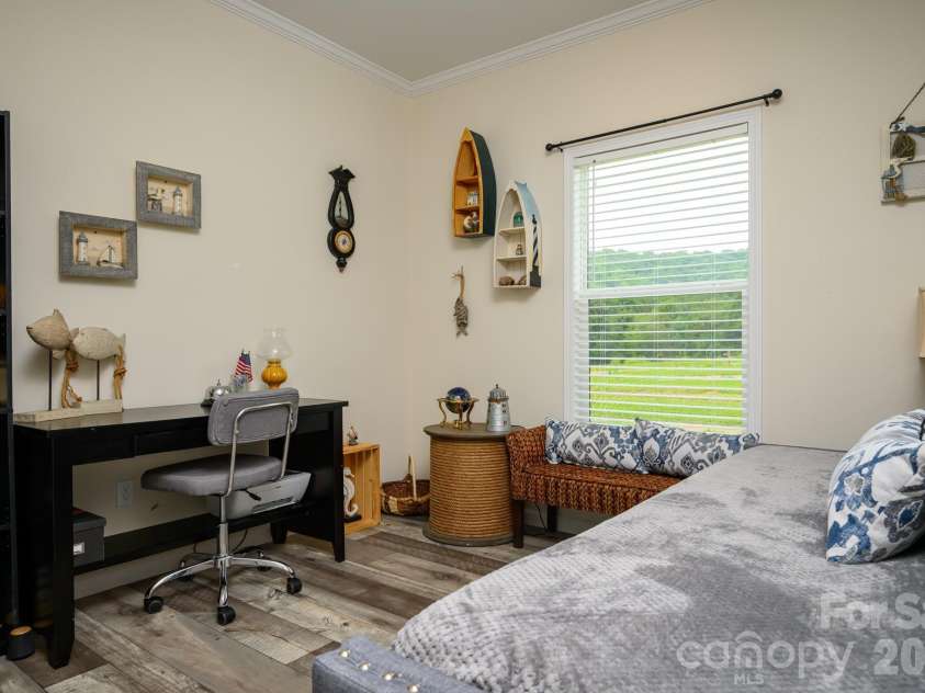 324 Plemmons Place, Marion, NC 28752.  MLS# CAR4419636, YatesRealty ID 47855. 