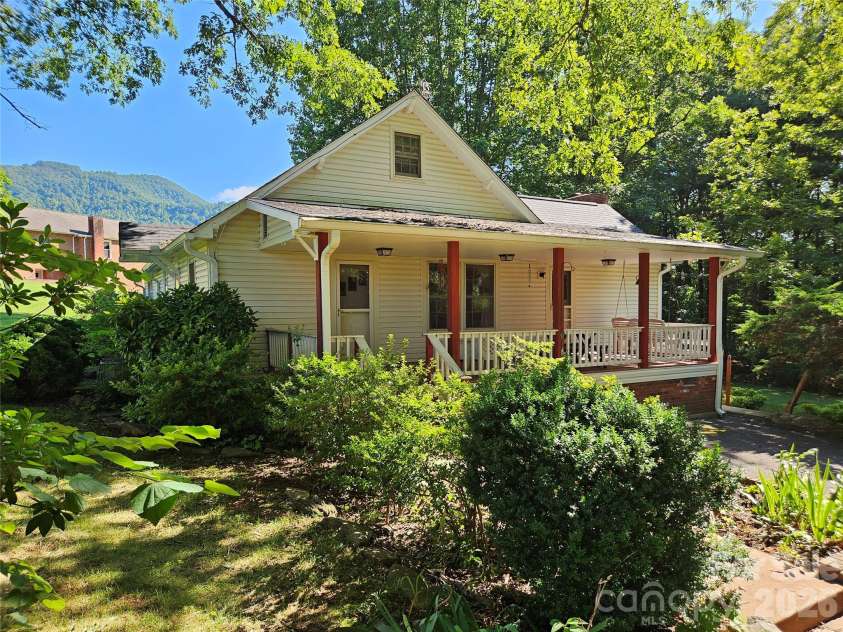 5086 Burkemont Road, Morganton, NC 28655.  MLS# CAR4410756, YatesRealty ID 47857. 