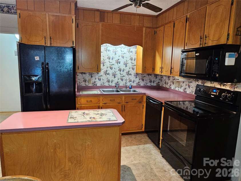5086 Burkemont Road, Morganton, NC 28655.  MLS# CAR4410756, YatesRealty ID 47857. 