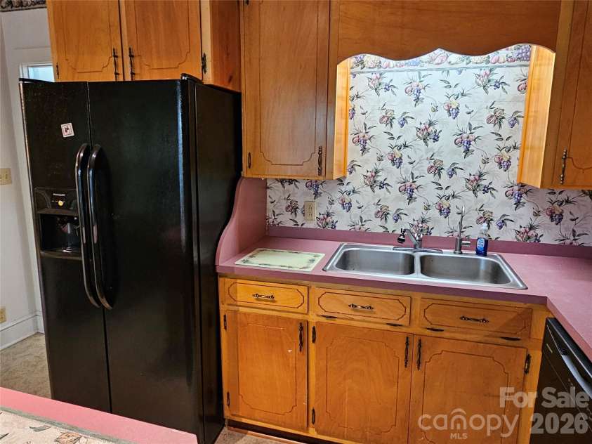 5086 Burkemont Road, Morganton, NC 28655.  MLS# CAR4410756, YatesRealty ID 47857. 