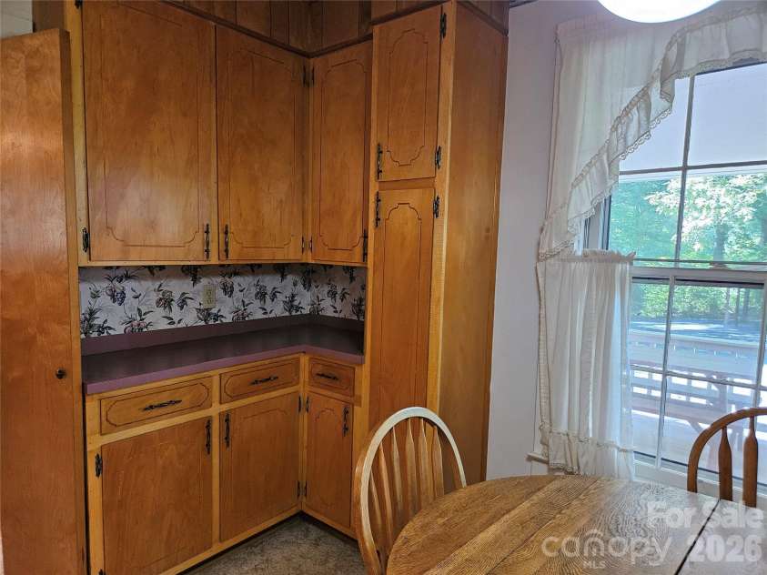 5086 Burkemont Road, Morganton, NC 28655.  MLS# CAR4410756, YatesRealty ID 47857. 