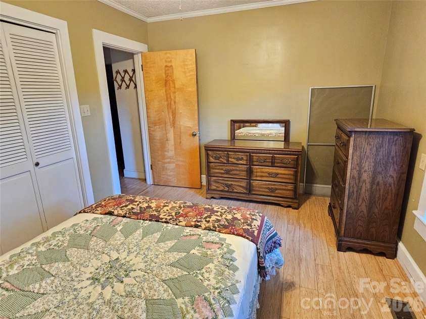 5086 Burkemont Road, Morganton, NC 28655.  MLS# CAR4410756, YatesRealty ID 47857. 
