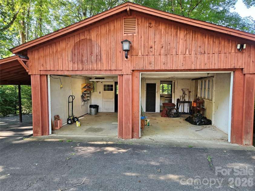 5086 Burkemont Road, Morganton, NC 28655.  MLS# CAR4410756, YatesRealty ID 47857. 