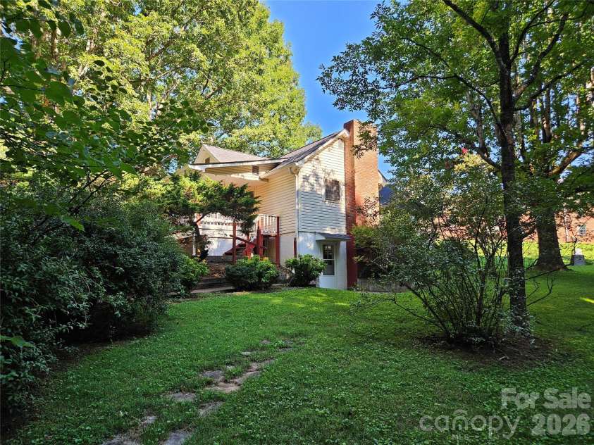5086 Burkemont Road, Morganton, NC 28655.  MLS# CAR4410756, YatesRealty ID 47857. 