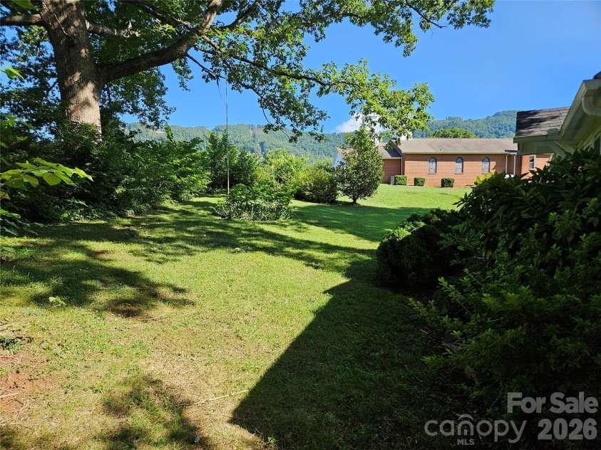 5086 Burkemont Road, Morganton, NC 28655.  MLS# CAR4410756, YatesRealty ID 47857. 