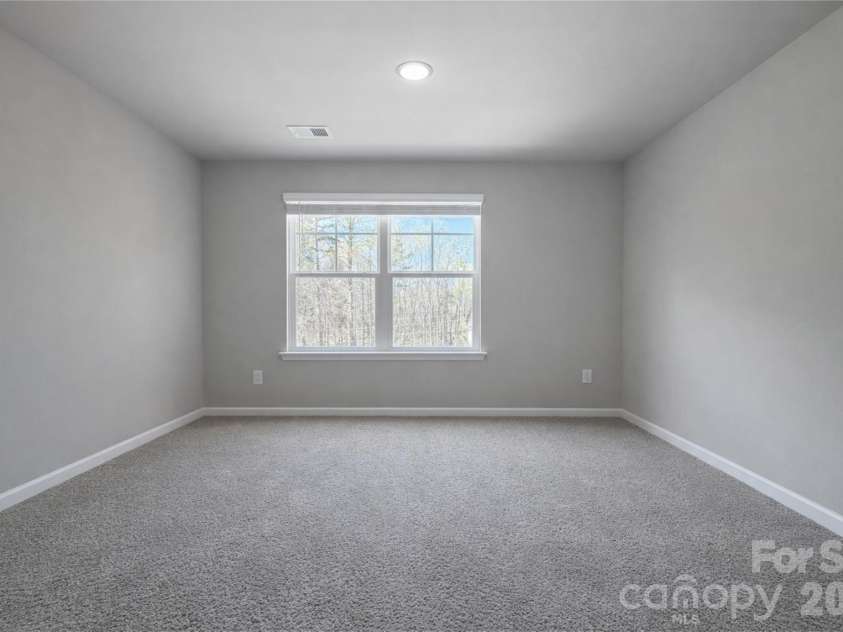 7504 Gwynne Hill Road, Charlotte, NC 28215.  MLS# CAR4327006, YatesRealty ID 4786. 