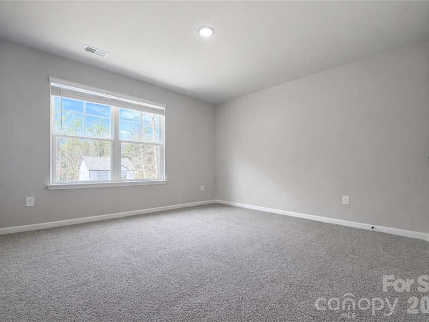 7504 Gwynne Hill Road, Charlotte, NC 28215.  MLS# CAR4327006, YatesRealty ID 4786. 